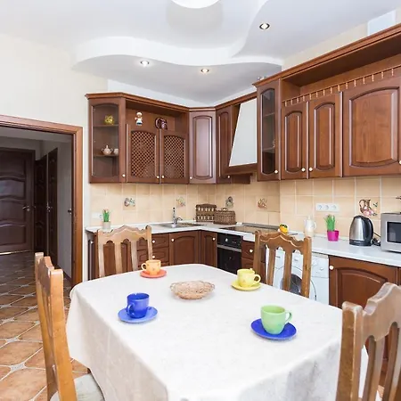 Apartament On Leningradskaya 1a